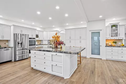Kitchen - 434 S 300 W, Heyburn, ID 83336 photo 4 of 5