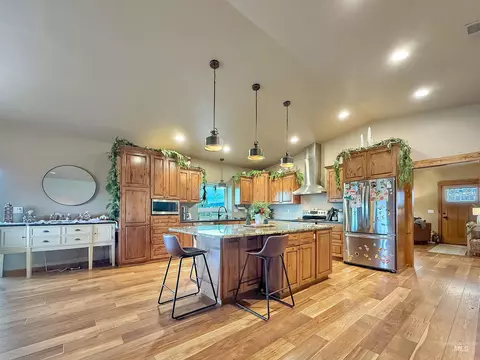 Kitchen - 1030 Tempest Ln, Viola, ID 83872 photo 2 of 6