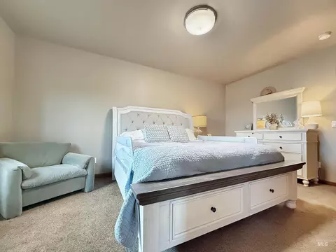 Bedroom - 1030 Tempest Ln, Viola, ID 83872 photo 6 of 6