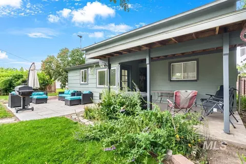 Exterior - 1015 E Park, Weiser, ID 83672 photo 2 of 5