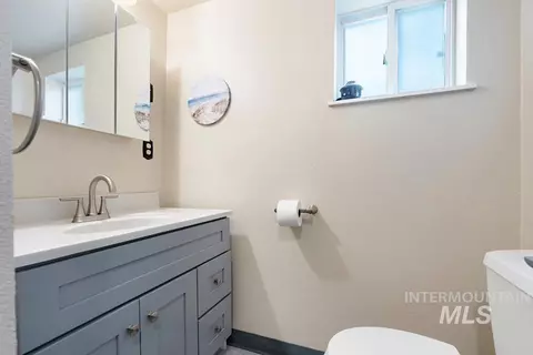 Bath - 1015 E Park, Weiser, ID 83672 photo 2 of 4