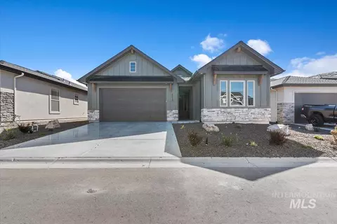 2242 E Rodeo St, Kuna, ID 83634