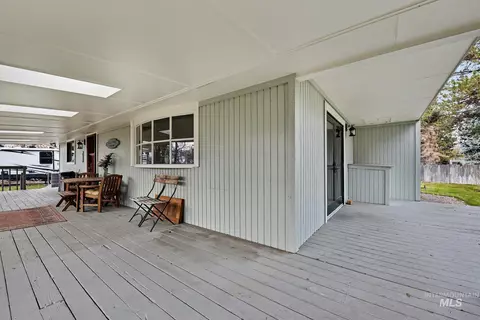 Exterior - 457 E Beacon Light Rd, Eagle, ID 83616 photo 10 of 15