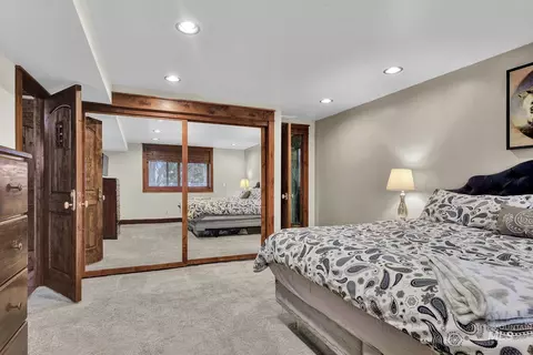Bedroom - 457 E Beacon Light Rd, Eagle, ID 83616 photo 2 of 4