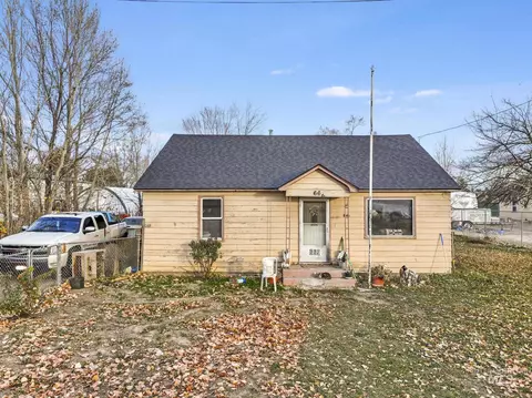669 Locust St S, Twin Falls, ID 83301