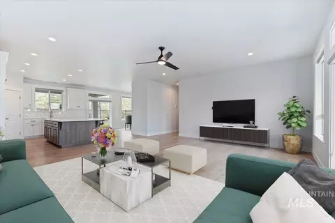 19322 N Shepherds Pie Pl, Boise, ID 83714