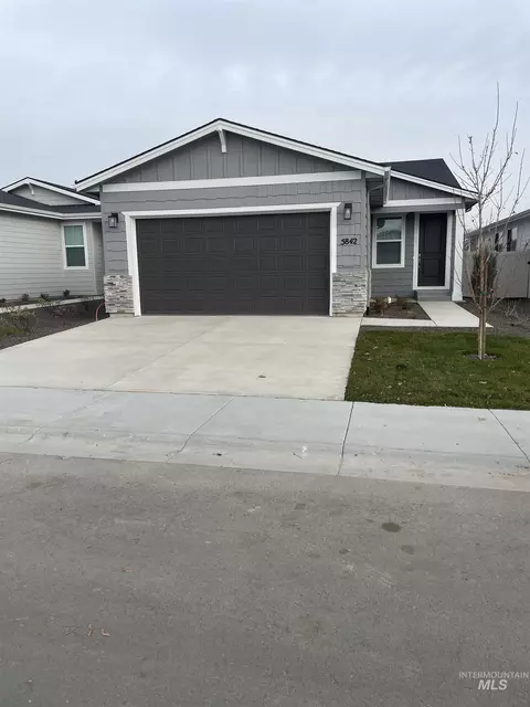 5842 N Static Line Ave, Meridian, ID 83646