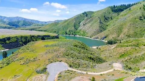 87 Robie Springs Rd, Boise, ID 83716