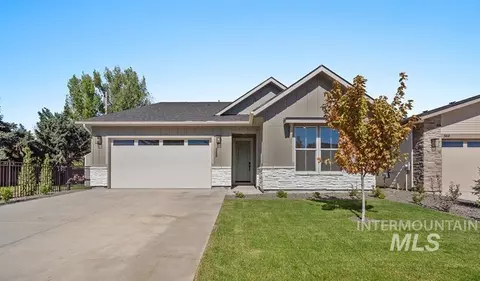 558 E Lockhart St, Meridian, ID 83646