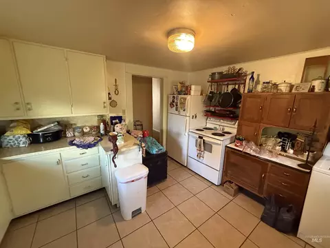 308 2nd Ave E, Jerome, ID 83338 photo 2