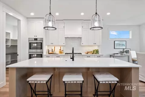 Kitchen - 7272 W Cibeco St, Eagle, ID 83616 photo 2 of 5