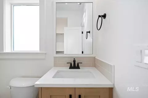 Bath - 7272 W Cibeco St, Eagle, ID 83616 photo 5 of 6