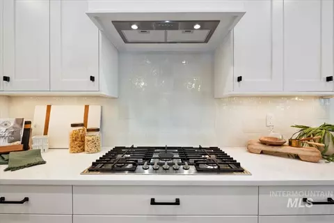 Kitchen - 7272 W Cibeco St, Eagle, ID 83616 photo 4 of 5