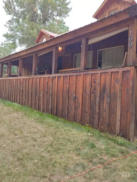 109 E Commercial, Idaho City, ID 83631
