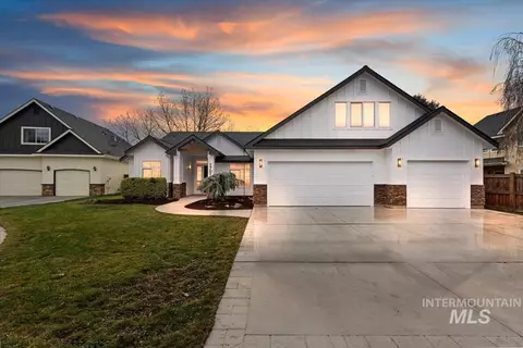 1701 W Puzzle Creek Ct, Meridian, ID 83646