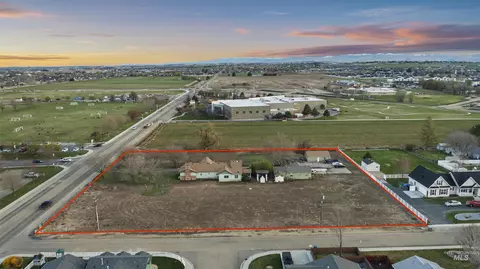 3514 S Indiana Ave, Caldwell, ID 83605