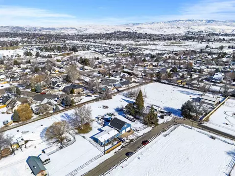 2382 E Syringa, Eagle, ID 83616 photo 6