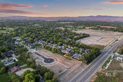 172 N Timber Wolf Pl, Eagle, ID 83616 photo 4