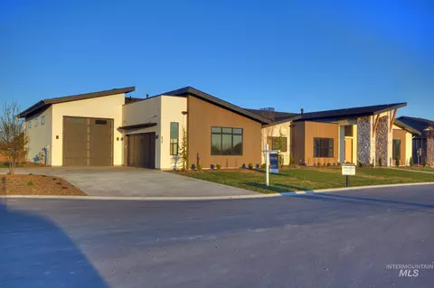 473 Joy Ave, Middleton, ID 83644
