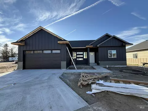911 14th St, Rupert, ID 83350