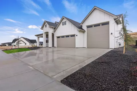 Exterior - 5394 W Haughburn Dr, Eagle, ID 83616 photo 2 of 7
