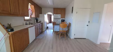 Entry Way - 103 S 650 E, Burley, ID 83318 photo 1 of 2