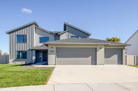 3070 S Maple Ranch Way, Nampa, ID 83686