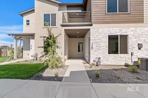 720 S Calhoun, Star, ID 83669