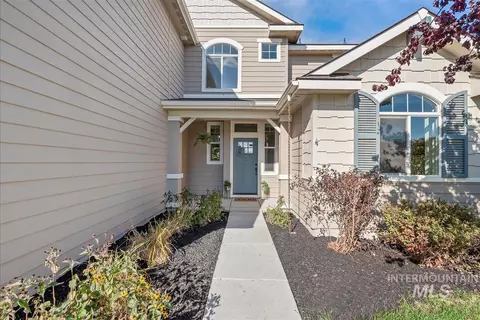 5932 W Quintale Dr, Meridian, ID 83646