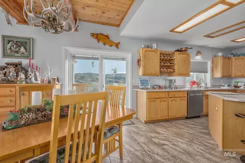 Dining - 985 Hwy 95, Weiser, ID 83672 photo 1 of 1