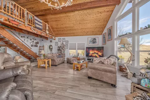 Living - 985 Hwy 95, Weiser, ID 83672 photo 3 of 3