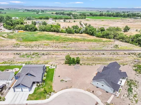 946 Liberty St, Gooding, ID 83330