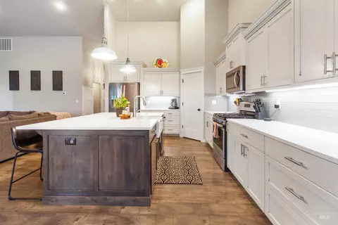 Kitchen - 919 9th Ave E, Gooding, ID 83330 photo 5 of 5