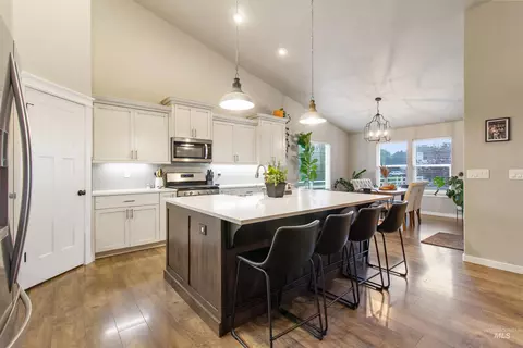 Kitchen - 919 9th Ave E, Gooding, ID 83330 photo 1 of 5