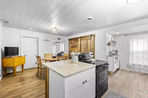 Kitchen - 509 S Main St, Riggins, ID 83549 photo 2 of 6