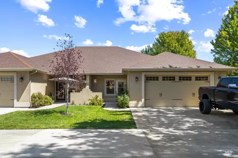 1653 E Horse Creek Ct, Meridian, ID 83642