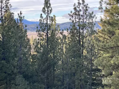 11 Augustus Way, Cascade, ID 83611 photo 5