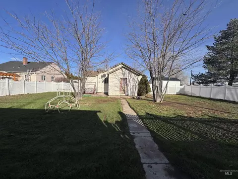 Exterior - 603 Main St, Filer, ID 83328 photo 3 of 8