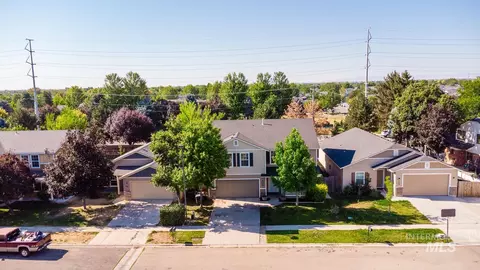733 W Ramsbrook, Meridian, ID 83646