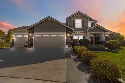 892 N Chastain Ln, Eagle, ID 83616