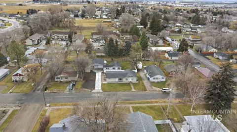 View/Area - 711 E Ave D, Jerome, ID 83338 photo 3 of 17