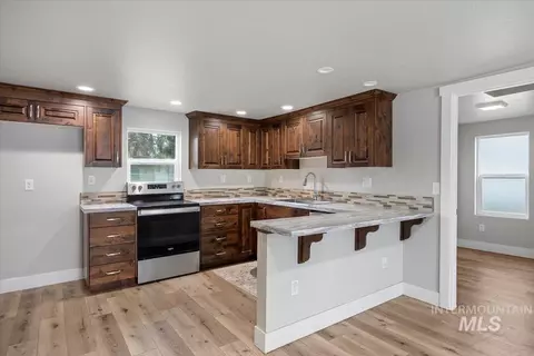 Kitchen - 711 E Ave D, Jerome, ID 83338 photo 1 of 5