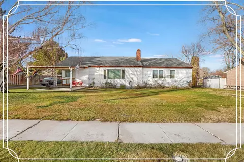 818 Union Ave, Filer, ID 83328