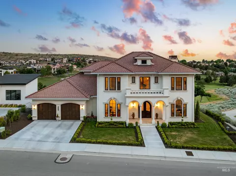 1083 E Chardie Rd, Boise, ID 83702
