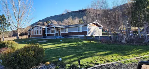 1785 River Rd, Buhl, ID 83316