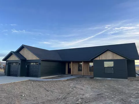 1506 Tverdy Ln, Buhl, ID 83316