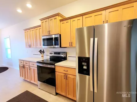Kitchen - 1100 E Wright St, Boise, ID 83706 photo 1 of 3