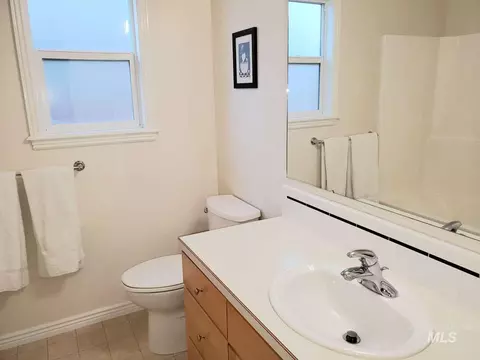 Bath - 1100 E Wright St, Boise, ID 83706 photo 1 of 2