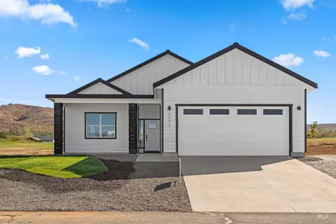 2292 Golf Ln, Council, ID 83612