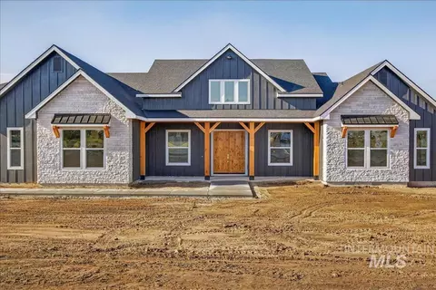 23739 Legends Ln, Caldwell, ID 83607